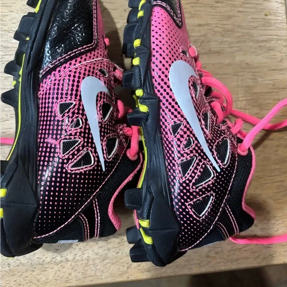 Nike Kids Pink and Black Ball Cleats - Picture 5 of 16